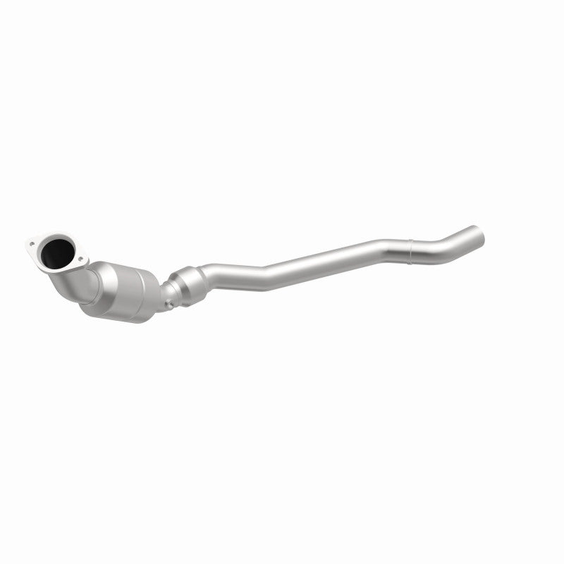 MagnaFlow OEM Grade Federal / EPA Compliant Direct-Fit Catalytic Converter 51585 360 Degree Image Set