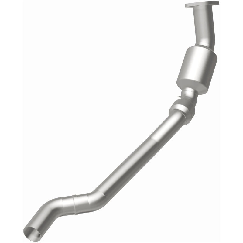 MagnaFlow California Grade CARB Compliant Direct-Fit Catalytic Converter 5561585 Photo - out of package
