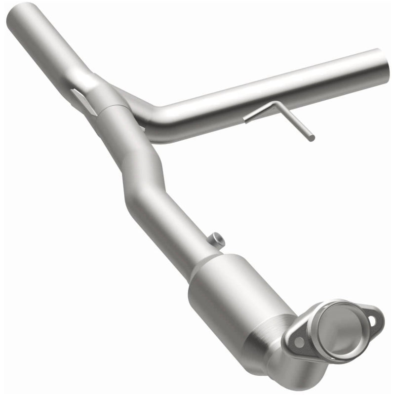 MagnaFlow Ford F-150 OEM Grade Federal / EPA Compliant Direct-Fit Catalytic Converter 52154 Photo - out of package