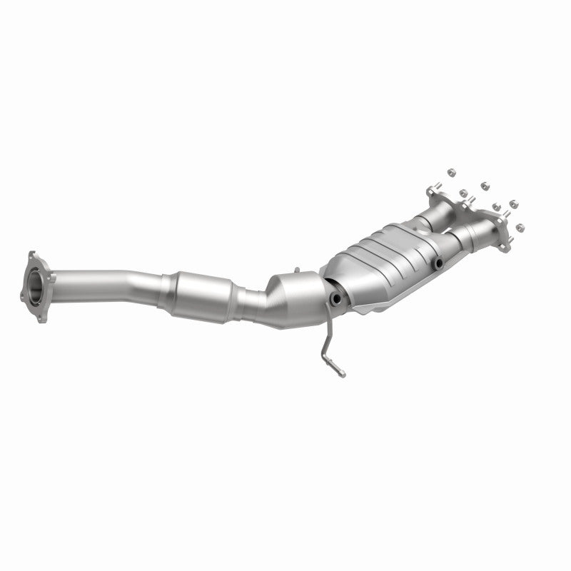 MagnaFlow Volvo XC60 OEM Grade Federal / EPA Compliant Direct-Fit Catalytic Converter 51691 360 Degree Image Set