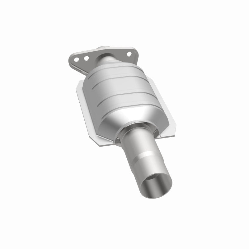 MagnaFlow Standard Grade Federal / EPA Compliant Direct-Fit Catalytic Converter 23496 360 Degree Image Set
