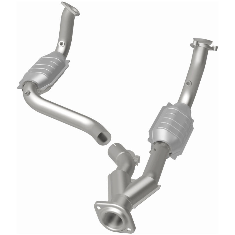 MagnaFlow Chevrolet SSR California Grade CARB Compliant Direct-Fit Catalytic Converter 4451640 Photo - out of package