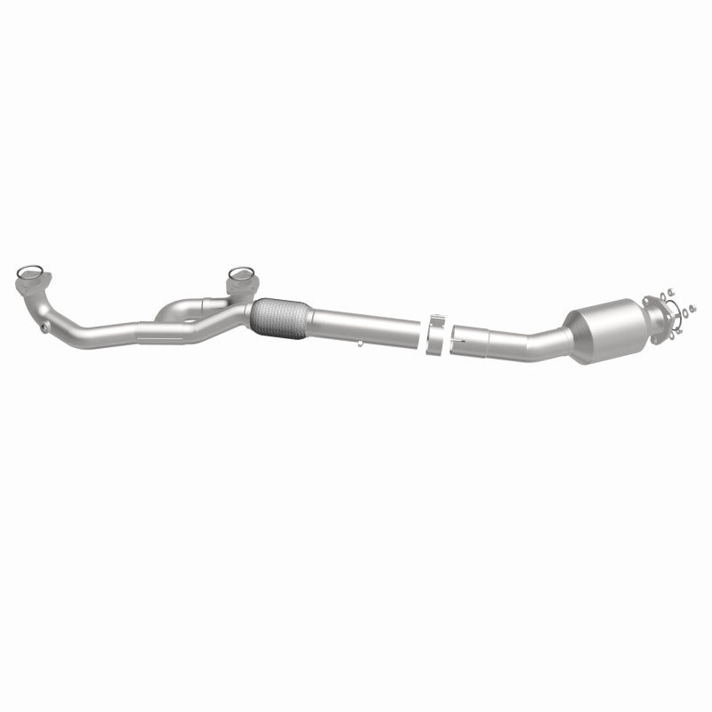 Magnaflow 18-20 Honda Odyssey V6 3.5L OEM Underbody Single Grade Direct-Fit Catalytic Converter 280126 280126 360 Degree Image Set