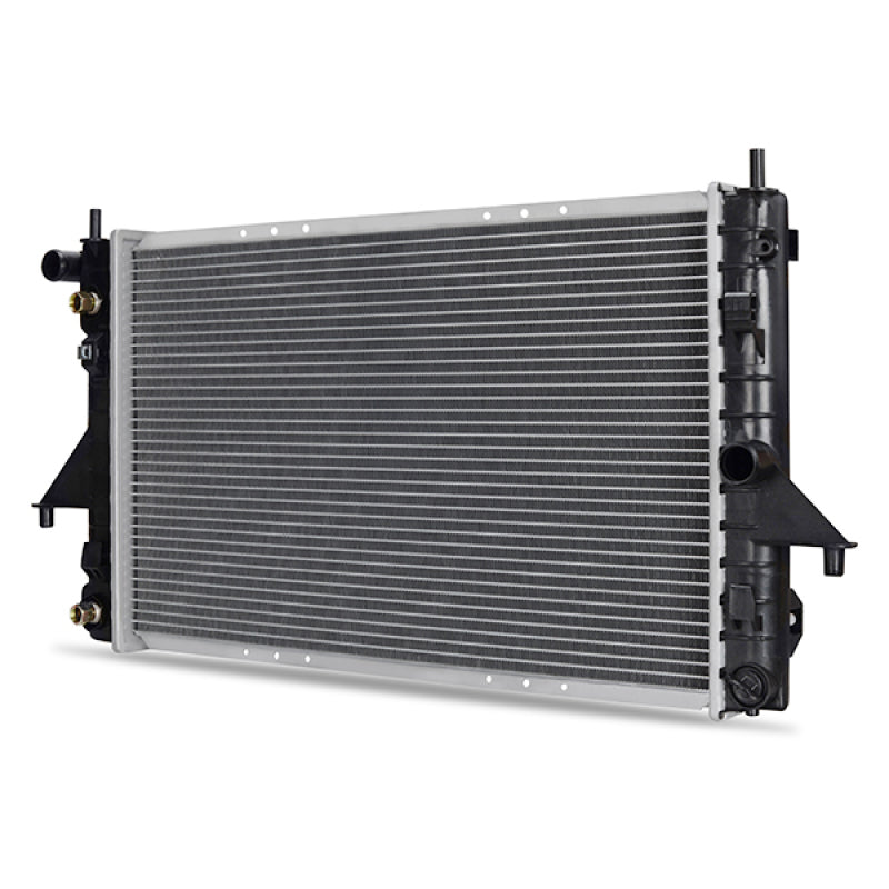Mishimoto 1994-2002 Saturn S-Series Radiator Replacement R2191-AT Photo - Close Up