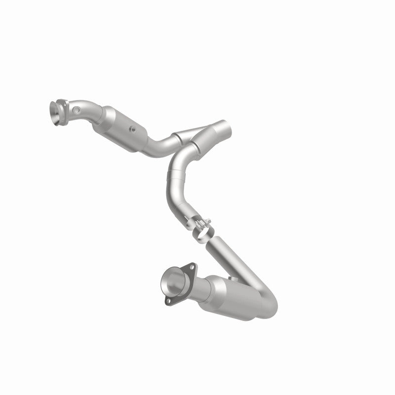 MagnaFlow Dodge Ram 1500 California Grade CARB Compliant Direct-Fit Catalytic Converter 5451664 360 Degree Image Set