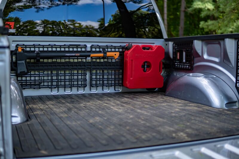 BuiltRight Industries RotopaX Mounting System Mount 104009 104009 Photo - lifestyle view