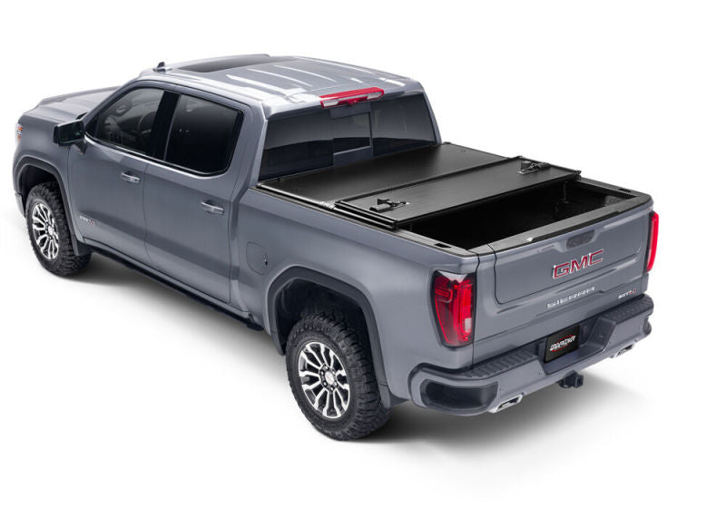 UnderCover 19-21 Ram 1500 6.4ft (Does not fit Rambox) Triad Bed Cover TR36009 TR36009 Photo - Mounted