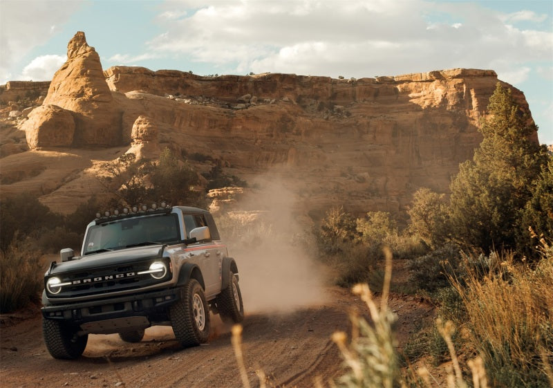 Ford Racing 21-23 Bronco (Excl Bronco Raptor) 17x8.5 Method Oxford White Wheel Kit M-1007K-M1785W M-1007K-M1785W Photo - Mounted