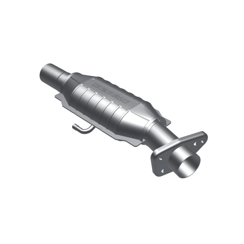 MagnaFlow Standard Grade Federal / EPA Compliant Direct-Fit Catalytic Converter 93418 Photo - Primary