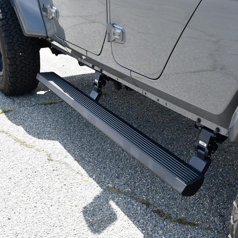Westin Pro-e Running Boards 20- Jeep Gladiator 29-24165 29-24165 Photo - Mounted