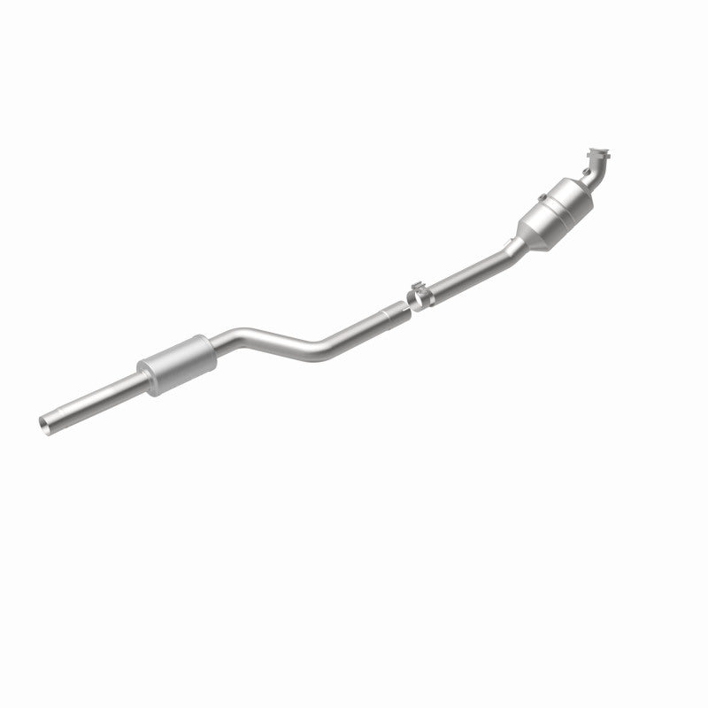 MagnaFlow Mercedes-Benz California Grade CARB Compliant Direct-Fit Catalytic Converter 5561919 360 Degree Image Set