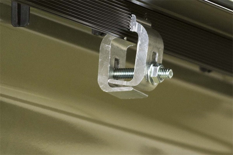 Access Lorado 08-11 Dodge Dakota 6ft 6in Bed (w/ Utility Rail) Roll-Up Cover 44219 44219 Photo - Mounted