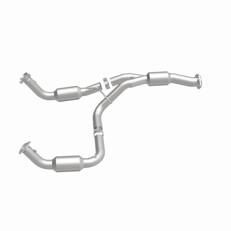 MagnaFlow California Grade CARB Compliant Direct-Fit Catalytic Converter 5582113 360 Degree Image Set