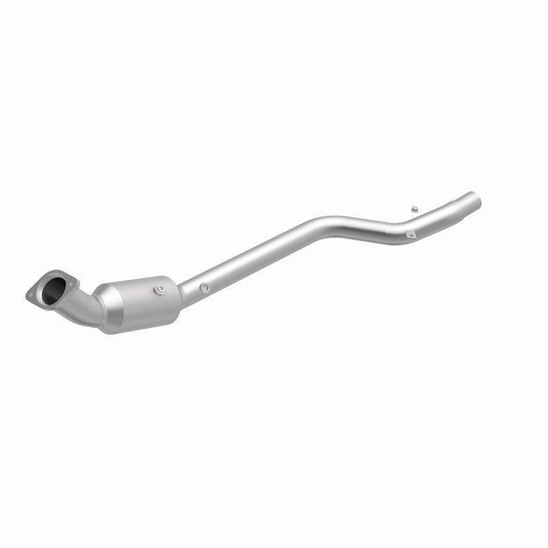 MagnaFlow California Grade CARB Compliant Direct-Fit Catalytic Converter 5461241 360 Degree Image Set