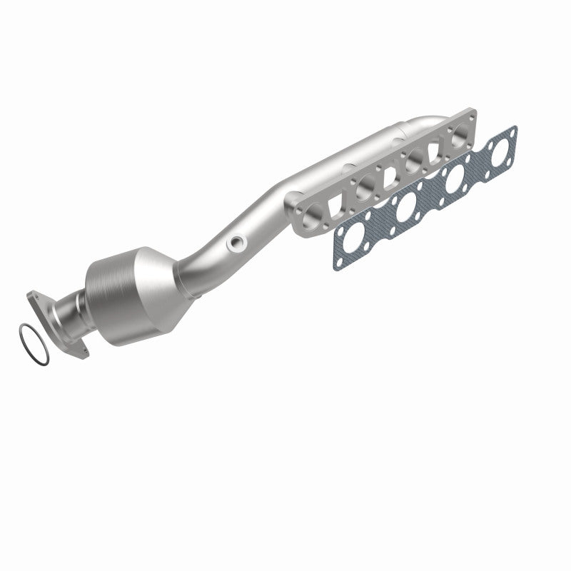 MagnaFlow Infiniti OEM Grade Federal / EPA Compliant Manifold Catalytic Converter 52424 360 Degree Image Set
