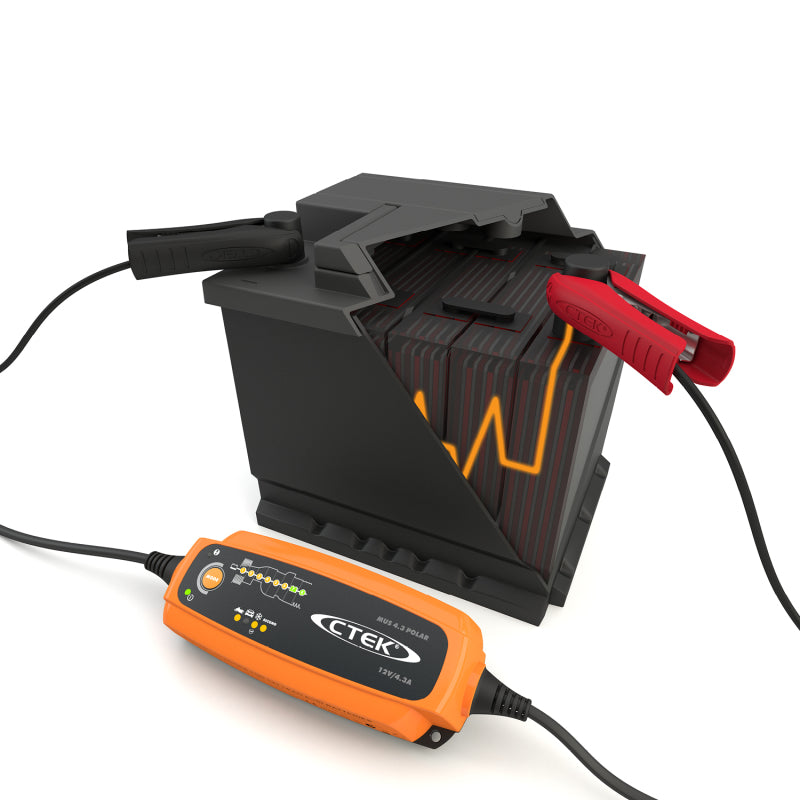 CTEK Battery Charger - MUS 4.3 Polar - 12V 56-958 56-958 Photo - Close Up