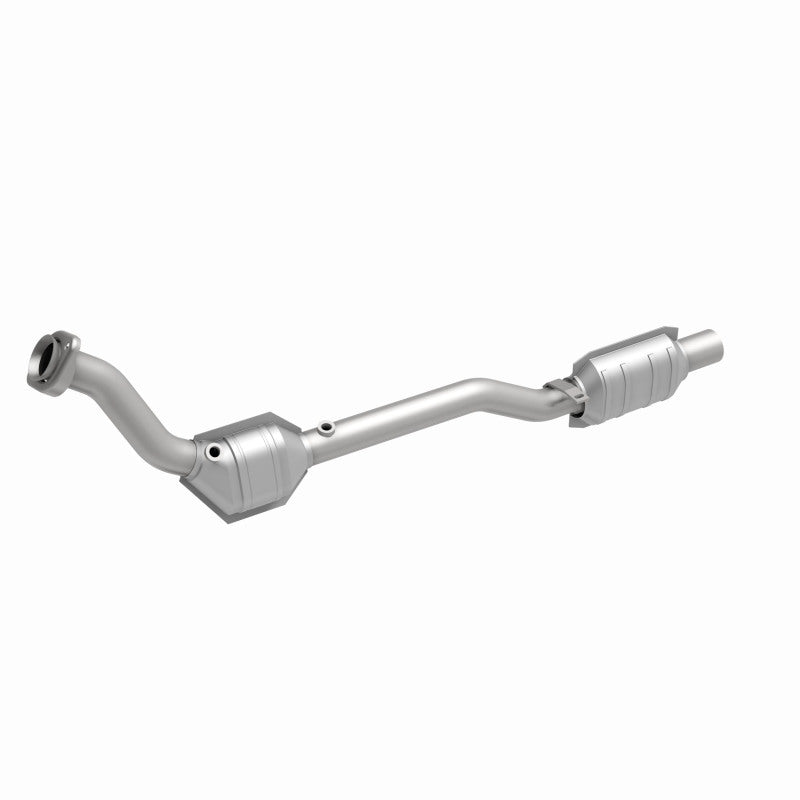 MagnaFlow OEM Grade Federal / EPA Compliant Direct-Fit Catalytic Converter 51819 360 Degree Image Set