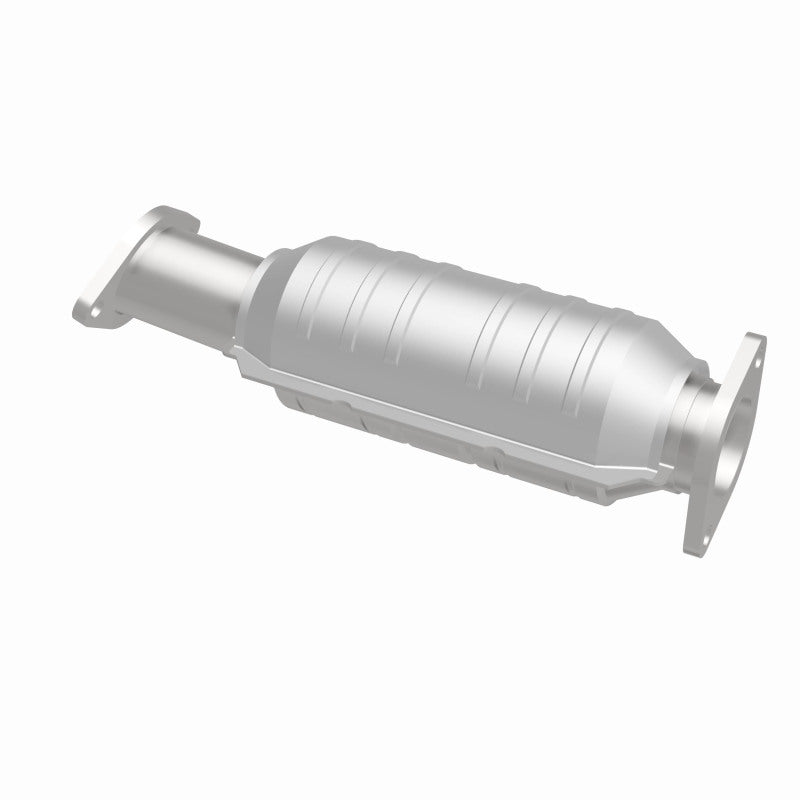 MagnaFlow Hyundai OEM Grade Federal / EPA Compliant Direct-Fit Catalytic Converter 49811 360 Degree Image Set