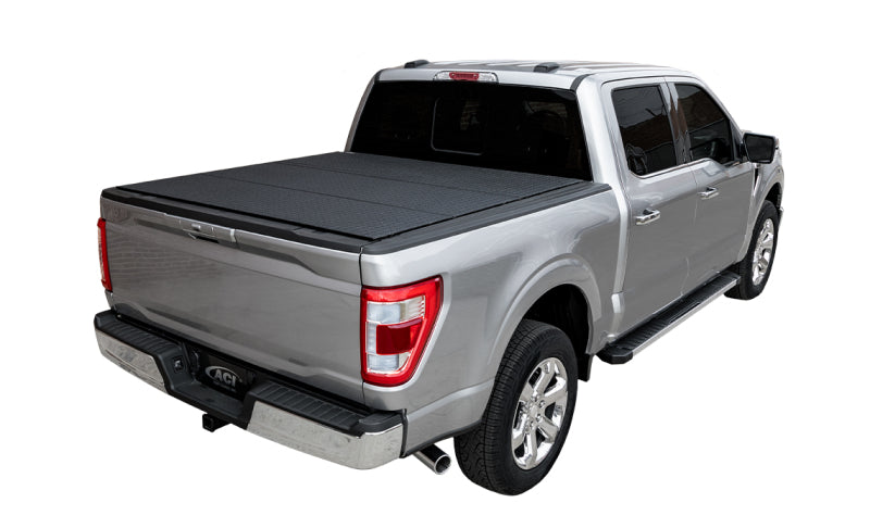 Access LOMAX Professional Series Tri-Fold Cover 17-19 Ford Super Duty F-250/F-350/F-450 6ft 8in Bed B0010049 B0010049 Photo - Primary