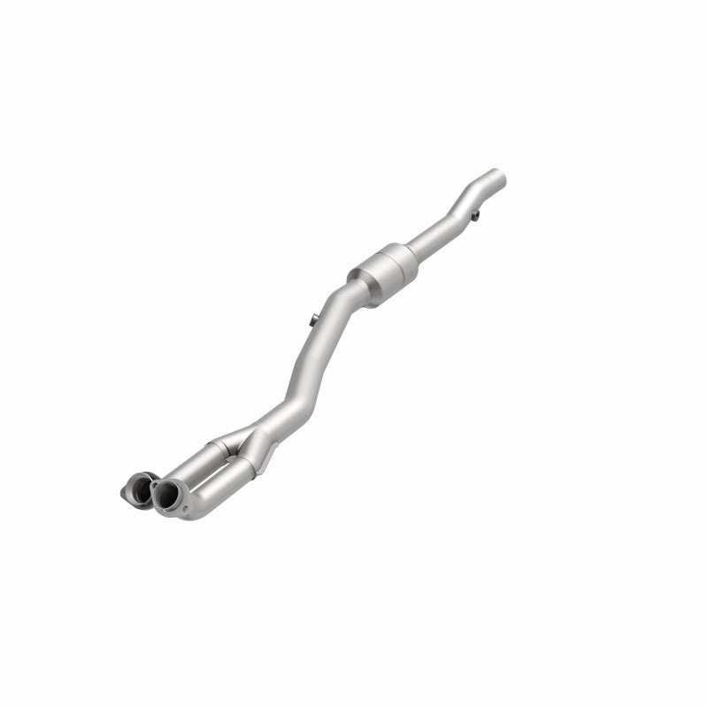 MagnaFlow BMW 840Ci HM Grade Federal / EPA Compliant Direct-Fit Catalytic Converter 24130 360 Degree Image Set