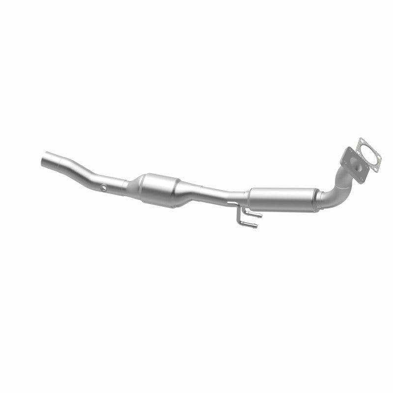 MagnaFlow Volkswagen California Grade CARB Compliant Direct-Fit Catalytic Converter 4561526 360 Degree Image Set