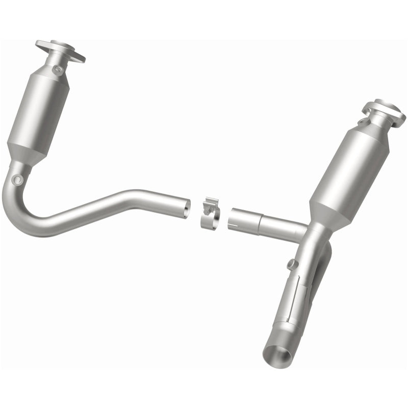 MagnaFlow Dodge Durango California Grade CARB Compliant Direct-Fit Catalytic Converter 4551832 Photo - out of package