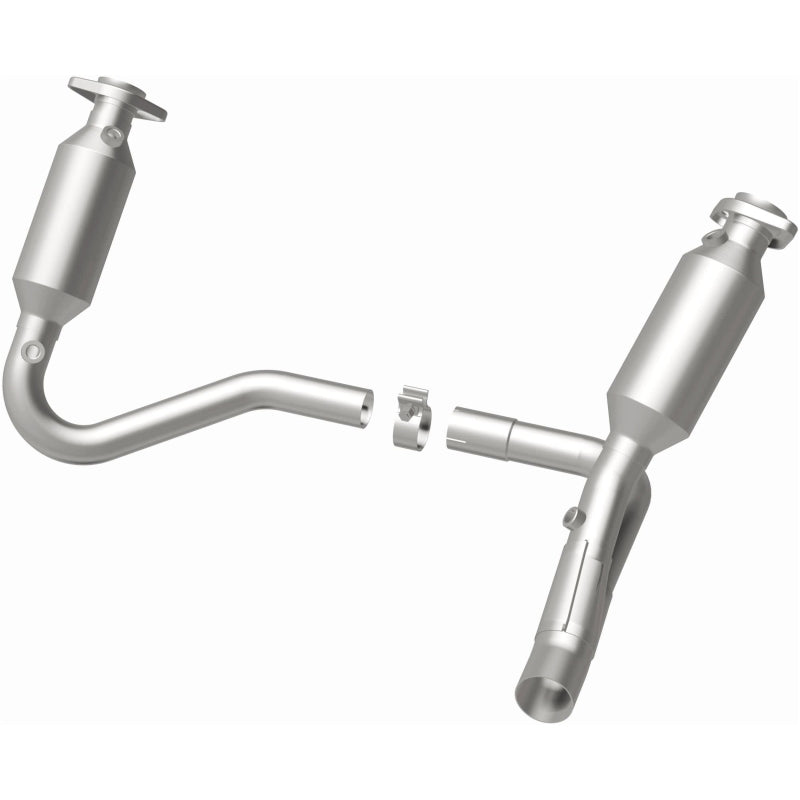 MagnaFlow California Grade CARB Compliant Direct-Fit Catalytic Converter 5551832 Photo - out of package