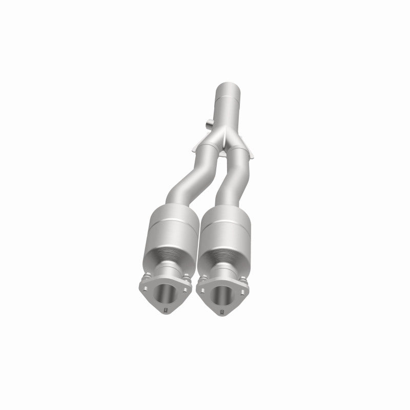 MagnaFlow Audi TT Quattro OEM Grade Federal / EPA Compliant Direct-Fit Catalytic Converter 51123 360 Degree Image Set