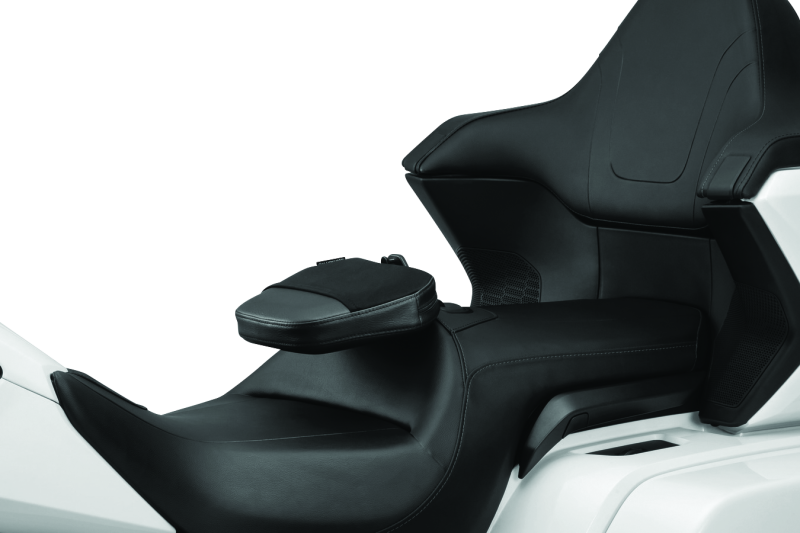 Kuryakyn Driver Backrest Gl1800 6772 6772 User 1