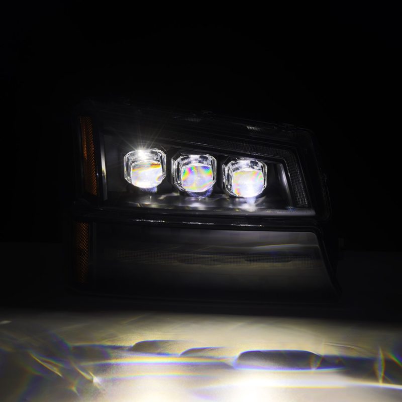 AlphaRex 03-06 Chevy Silverado 1500/2500HD/3500HD/Avalanche Black NOVA LED Proj Headlights 880256 880256 User 6