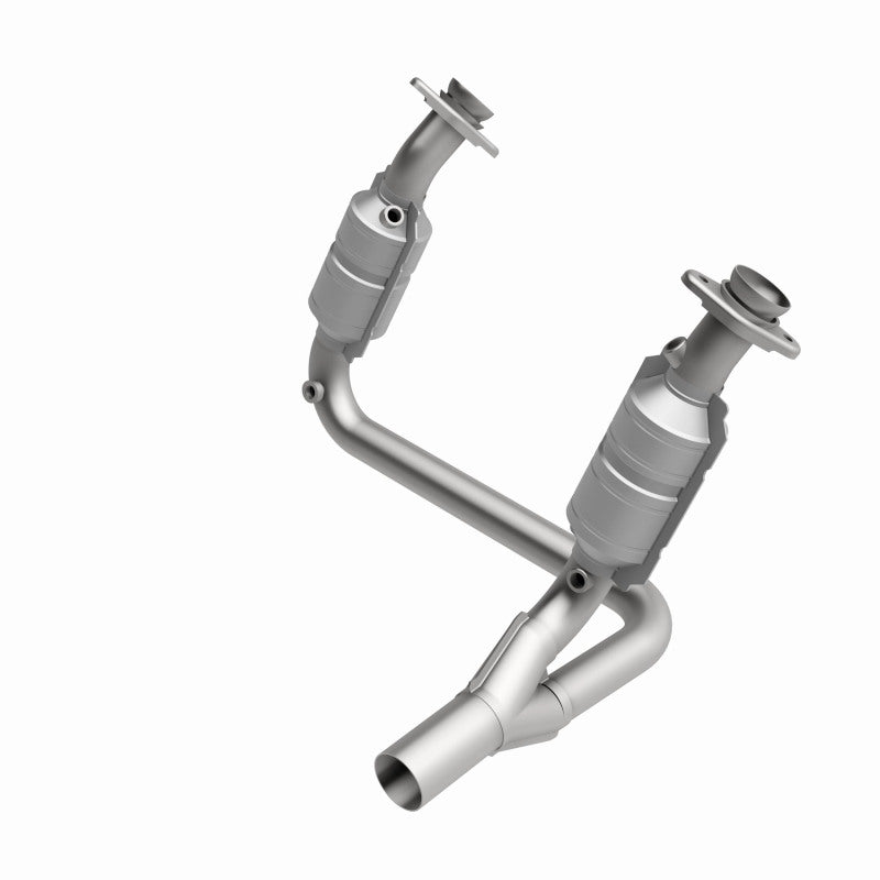 MagnaFlow Dodge Durango OEM Grade Federal / EPA Compliant Direct-Fit Catalytic Converter 51770 360 Degree Image Set