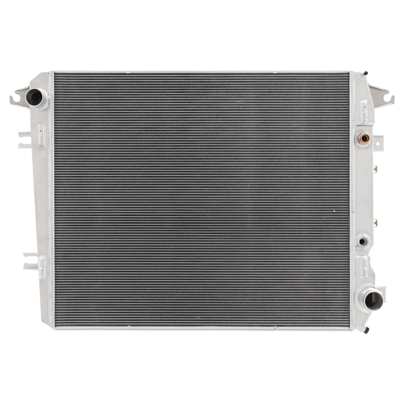 Mishimoto 17-19 Chevrolet/GMC 6.6 L5p Duramax Radiator MMRAD-DMAX-17 MMRAD-DMAX-17 User 3