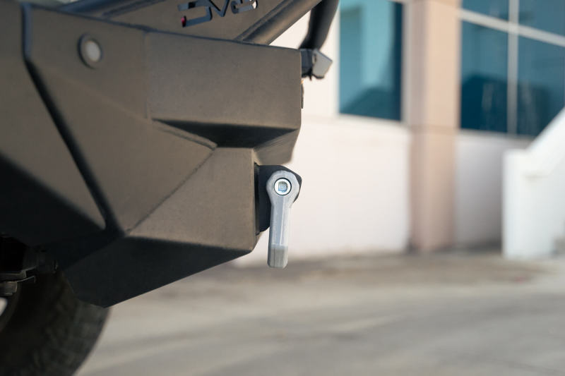 DV8 Offroad Elite Series D-Ring Shackles - Pair (Gray) UNSK-01GR UNSK-01GR Photo - Unmounted