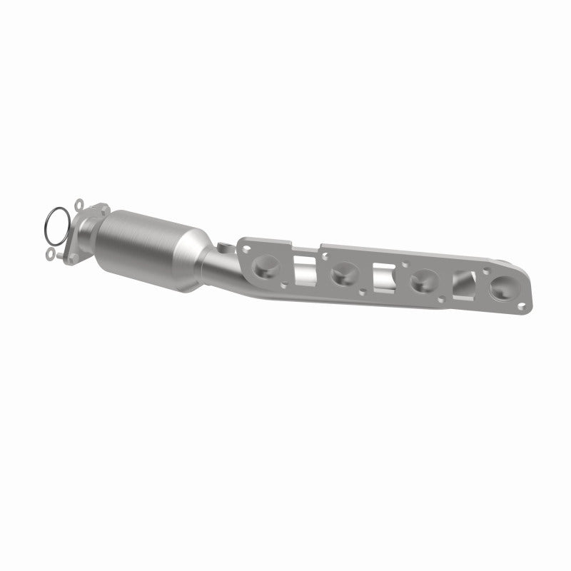 MagnaFlow Infiniti OEM Grade Federal / EPA Compliant Manifold Catalytic Converter 22-035 360 Degree Image Set