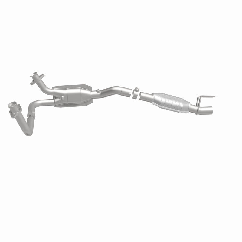 MagnaFlow Ford Standard Grade Federal / EPA Compliant Direct-Fit Catalytic Converter 93423 360 Degree Image Set