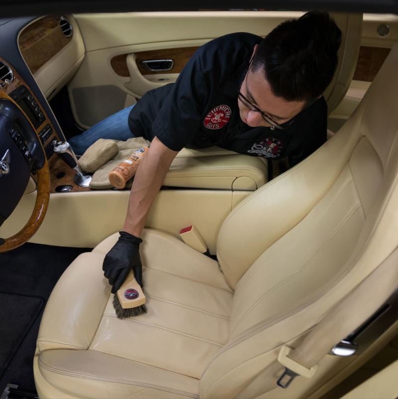 Chemical Guys Long Bristle Horse Hair Leather Cleaning Brush (P12) ACC_S95 ACC_S95 User 1