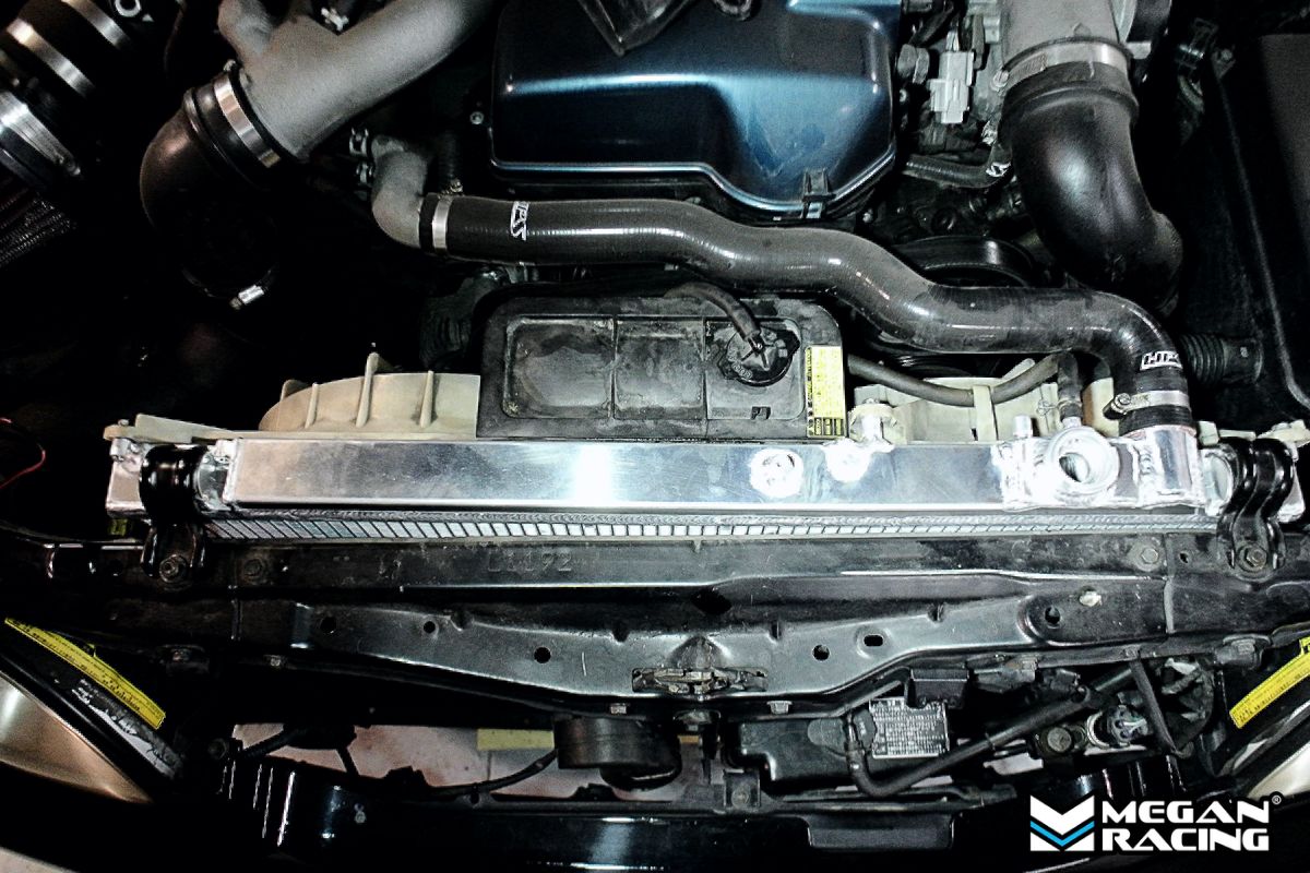 Megan Racing Radiator All Aluminum 37mm Heat Exchanger for Lexus GS300 1998-2005 - MR-RT-LG98