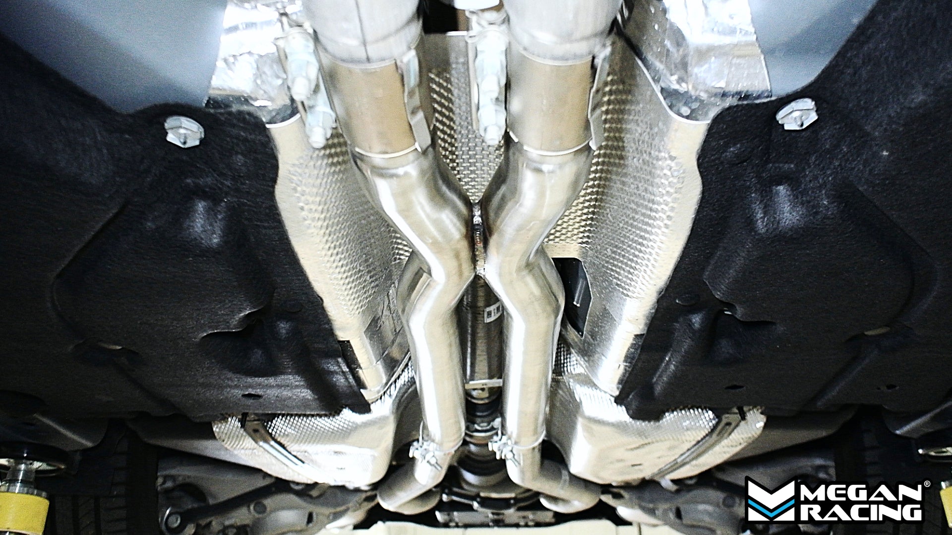 Megan Racing Ford Mustang 24+ V8 Only Pipe