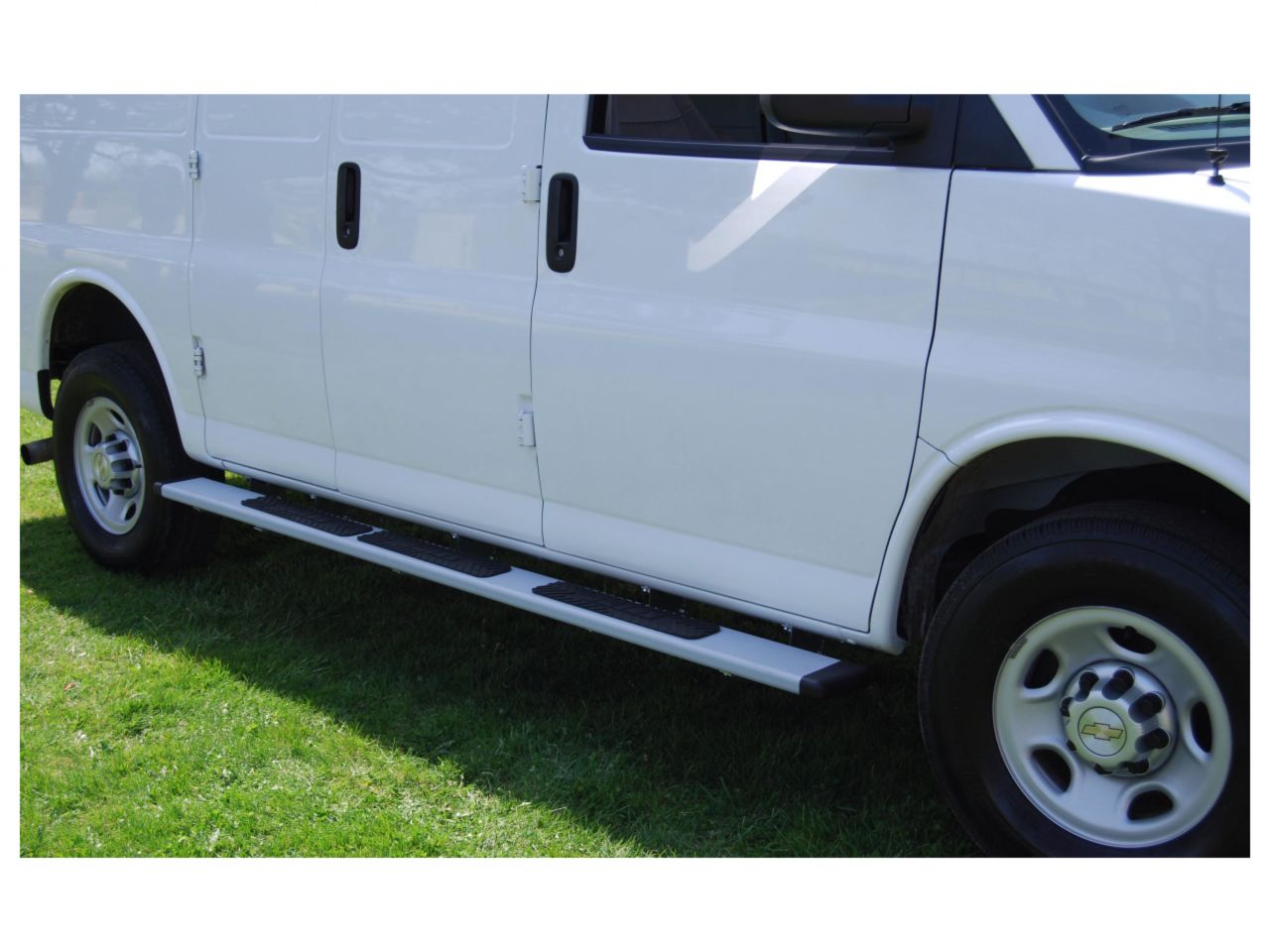 Owens Running Boards Nickel Fusion Oval Steps / Long Driver