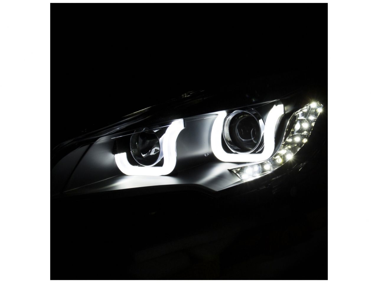 Anzo 2013-2015 Ford Escape Projector Headlights w/ U-Bar Black