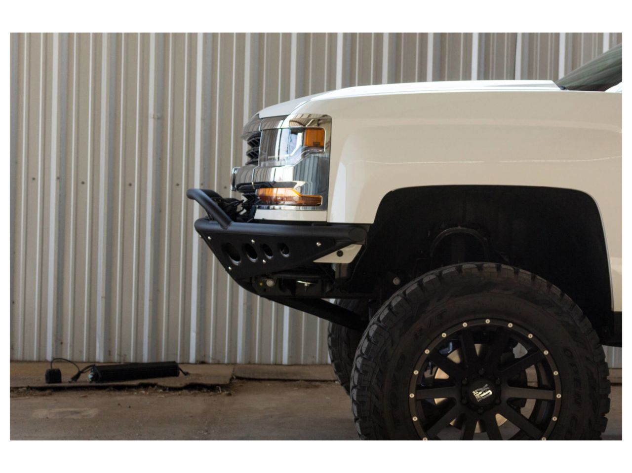 Addictive Desert Designs 2014 - 2018 Chevy/2016 - 2018 GMC 1500 Stealth R Front Bumper