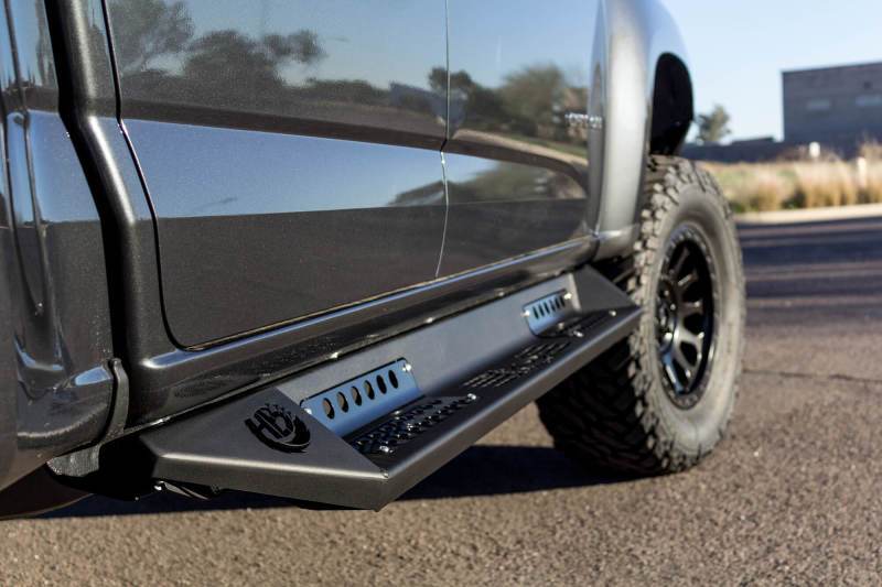 Addictive Desert Designs 15-18 Chevy Colorado HoneyBadger Side Steps S357962700103 Main Image