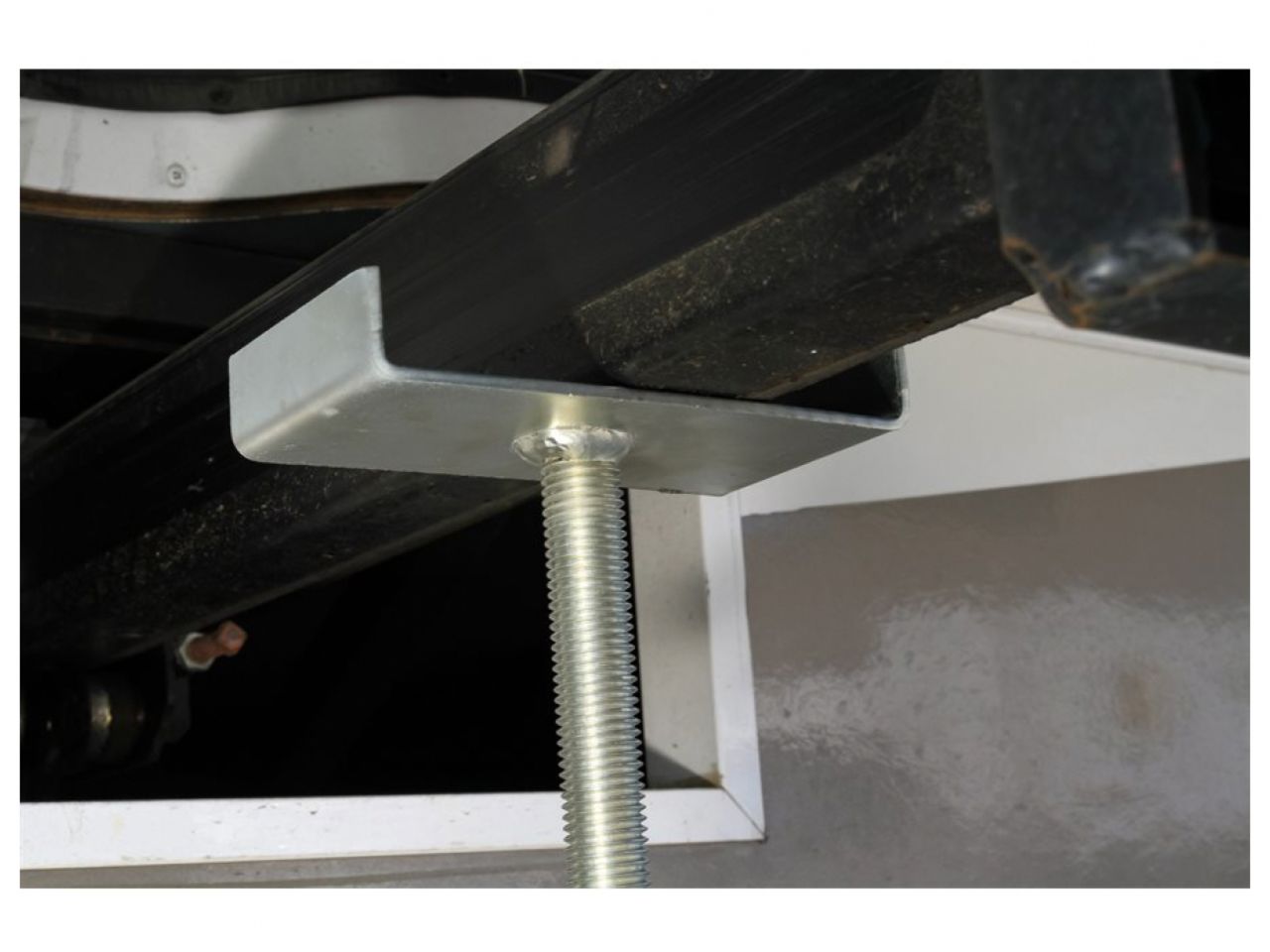 Camco Eaz-Lift Slide Out Support - Pair Bilingual