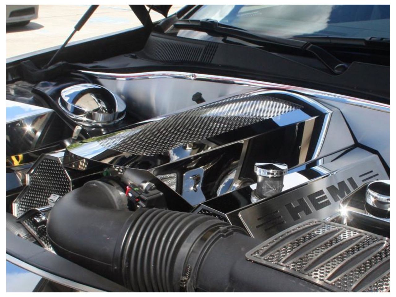 American Car Craft (ACC) Engine Dress Up Kit;09-17 Dodge Challenger 5.7L Polished Plenum Cover