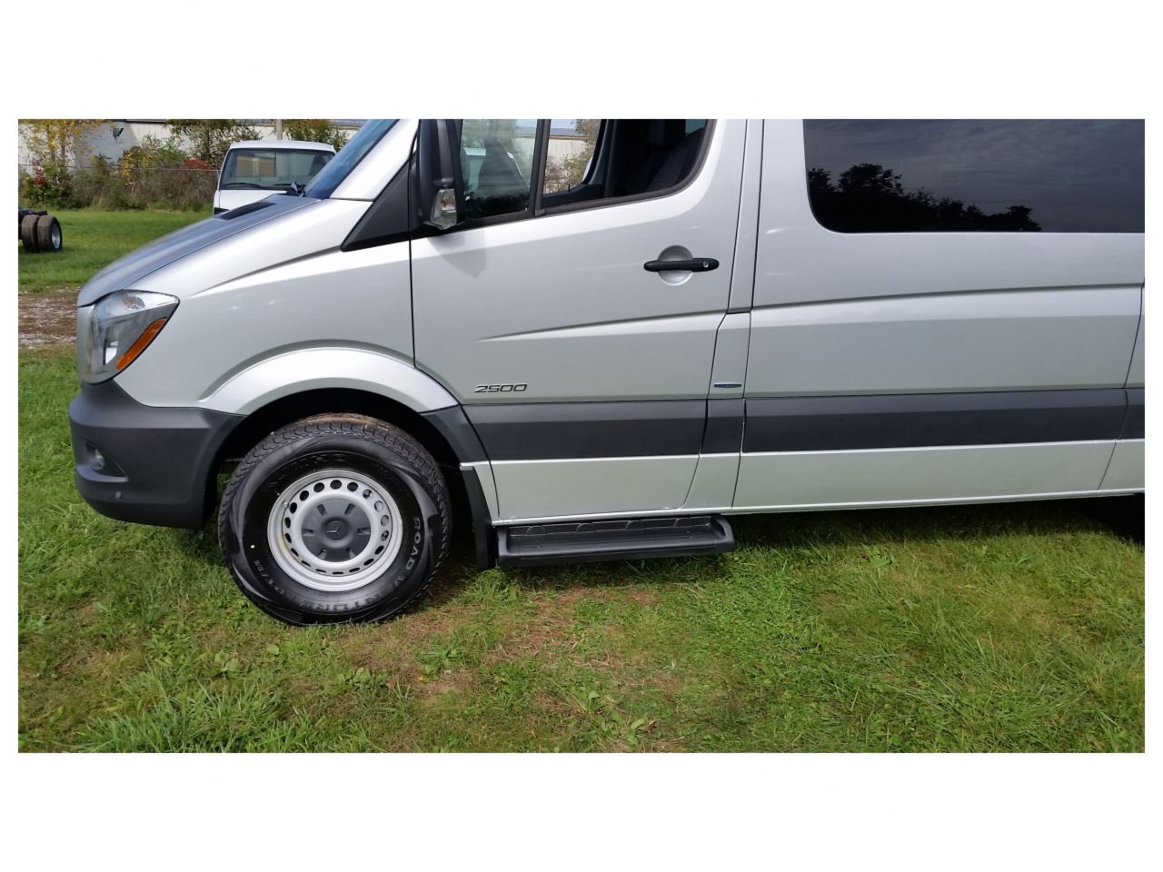 Owens Running Boards W/ Wide Step 10+ Sprinter Van 144 Inch Wheel Base Black