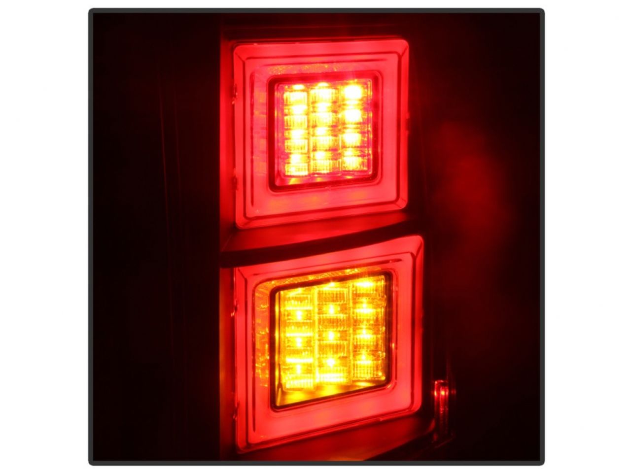 Spyder Land Rover Discovery 3 LR3 05-09 Light Bar LED Tail Lights - Black