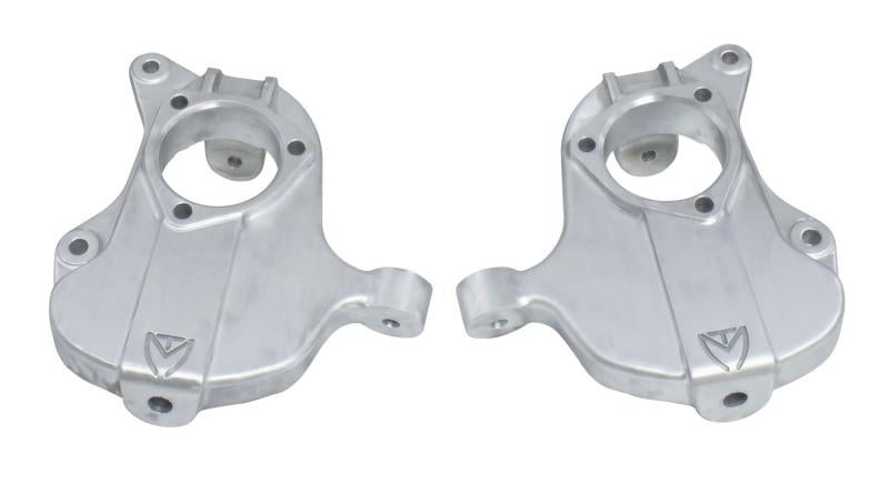 MaxTrac 07-13 GM C/K1500 2WD 2in Front Lowering Spindles 101320A Main Image