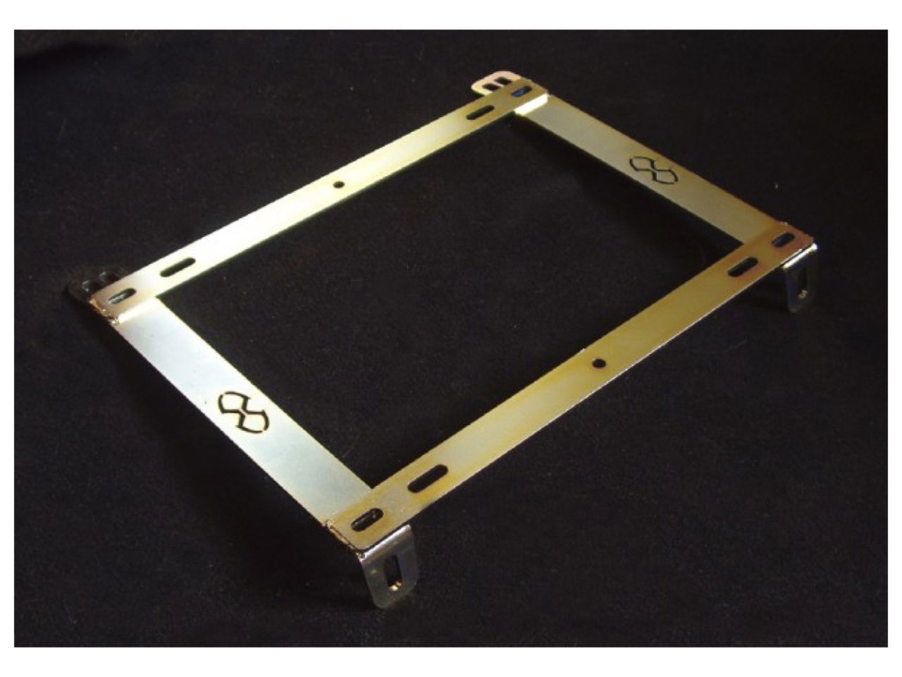 Xcessive Toyota Cressida MX73 Front Seat Mount Bracket (w/out Adapter Bracket)