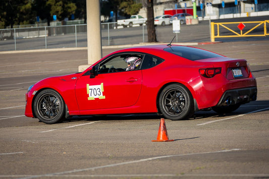 2015 SCCA: FR Sport’s FR-S Battles in SM Class