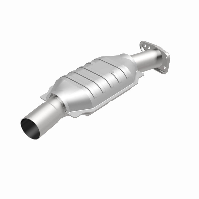 MagnaFlow Standard Grade Federal / EPA Compliant Direct-Fit Catalytic Converter 93431 360 Degree Image Set